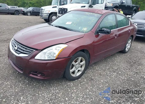 2010 Nissan Altima 2.5 S z USA, uszkodzony, nr VIN 1N4AL2AP3AC101414